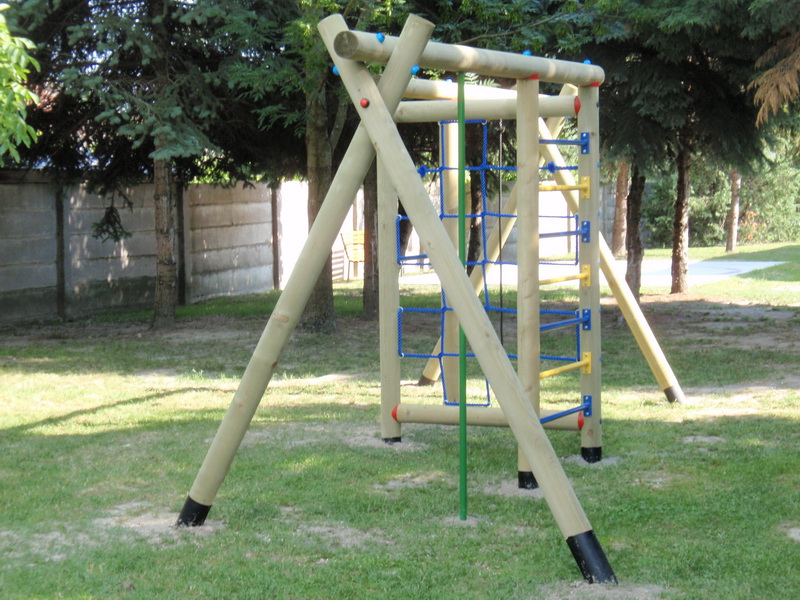 detske ihrisko MŠ Mierovo, 2011