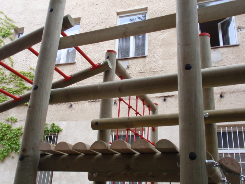 detske ihrisko ZŠ Trnava, Halenárska, 2010