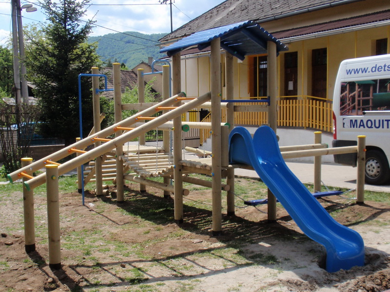 detske ihrisko Katolícka MŠ Revúca, Ormisova, 2011