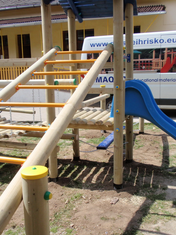 detske ihrisko Katolícka MŠ Revúca, Ormisova, 2011
