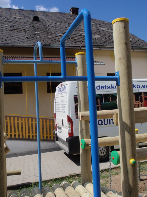 detske ihrisko Katolícka MŠ Revúca, Ormisova, 2011