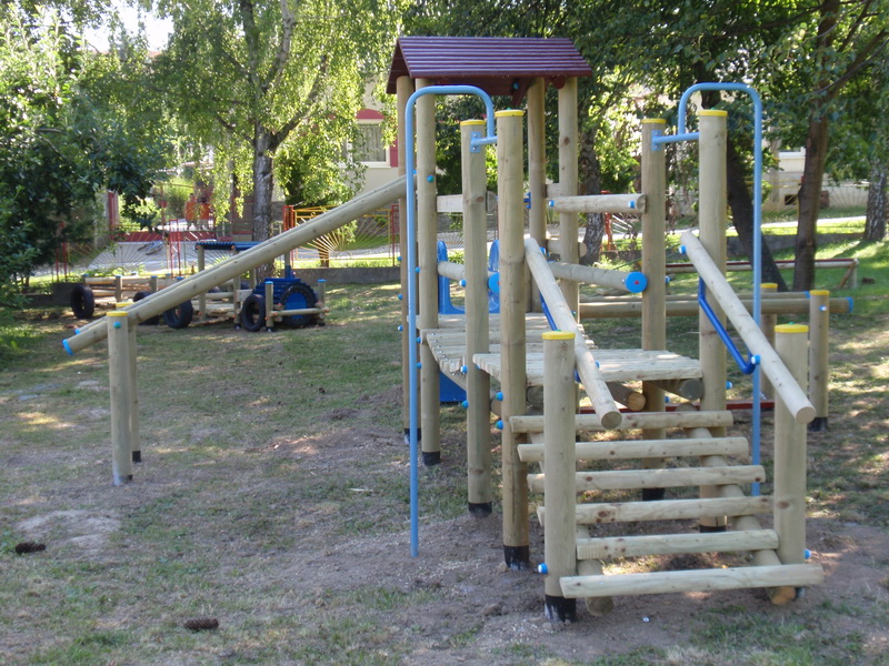 detske ihrisko Obec Pastuchov, 2011