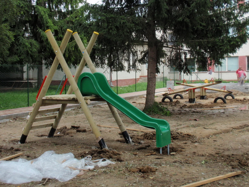 detske ihrisko ZŠ Bardejov, Pod Vinbargom, 2010