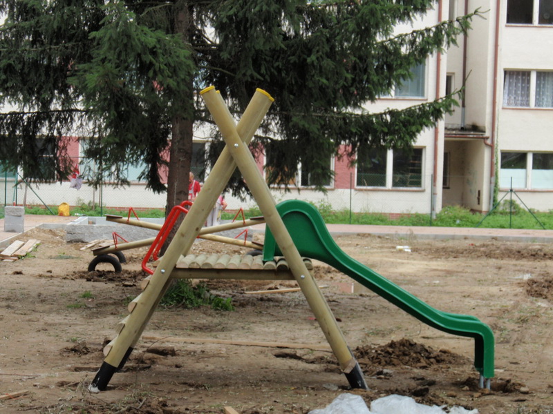 detske ihrisko ZŠ Bardejov, Pod Vinbargom, 2010