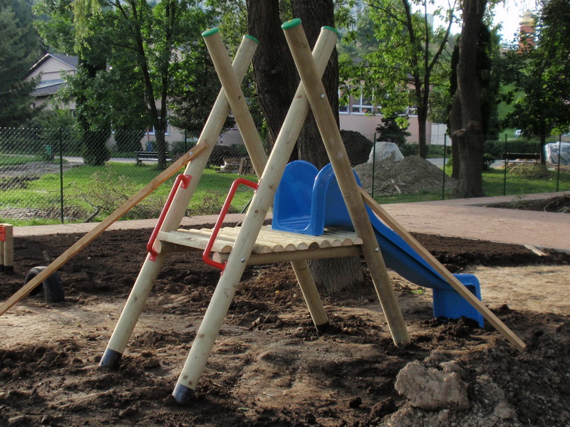 detske ihrisko ZŠ Bardejov, Pod Vinbargom, 2010