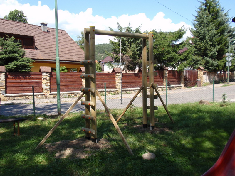 detske ihrisko Obec Podtureň, 2010