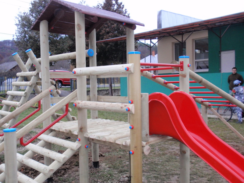 detske ihrisko Obec Kochanovce, 2010