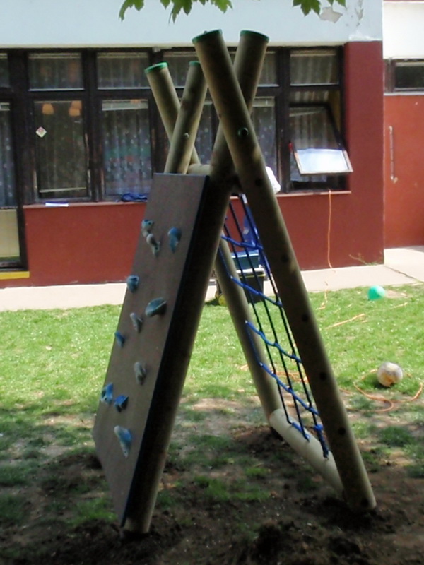 detske ihrisko MŠ Trnava, Vajanského, 2011