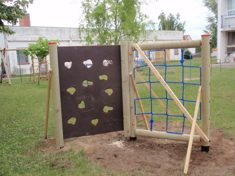 detske ihrisko MŠ Pata, 2011