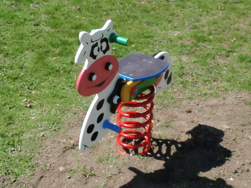 detske ihrisko MŠ Liptovský Mikuláš, Nábrežie 4.apríla, 2011