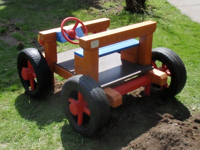 detske ihrisko MŠ Liptovský Mikuláš, Nábrežie 4.apríla, 2011