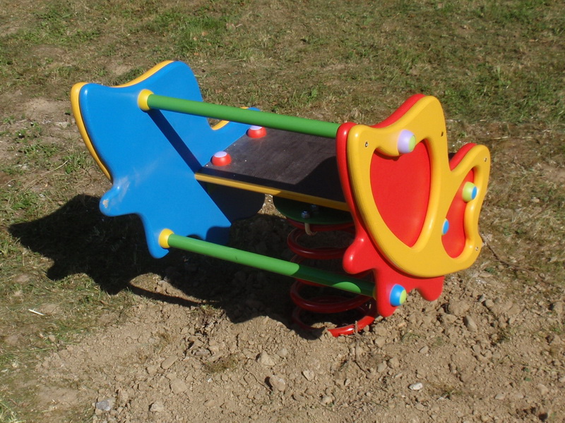 detske ihrisko MŠ Snina, Budovatelská, 2011