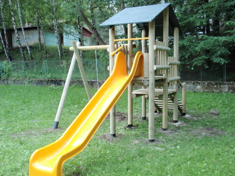 detske ihrisko MŠ Banská Bystrica, Družby, 2011