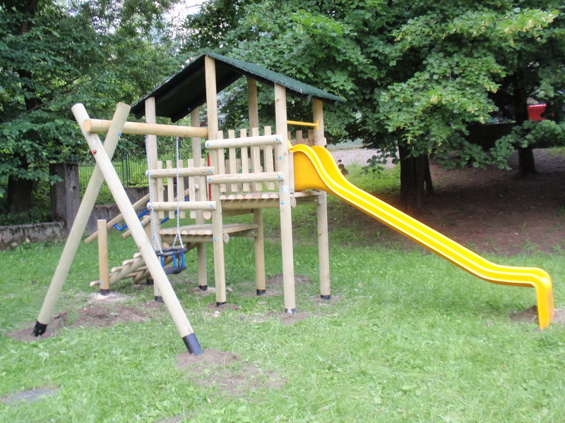 detske ihrisko MŠ Banská Bystrica, Družby, 2011