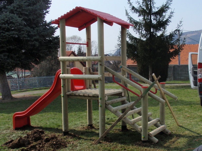 detske ihrisko MŠ Čereňany, 2011