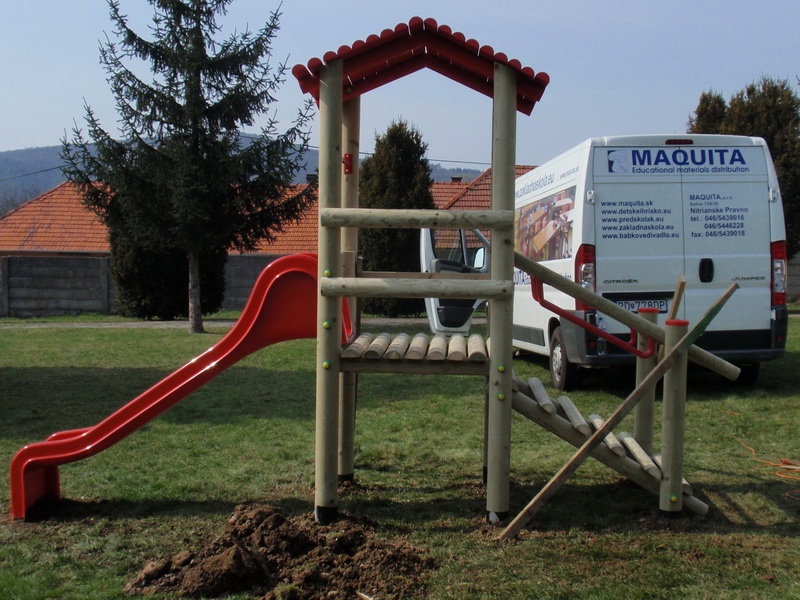 detske ihrisko MŠ Čereňany, 2011