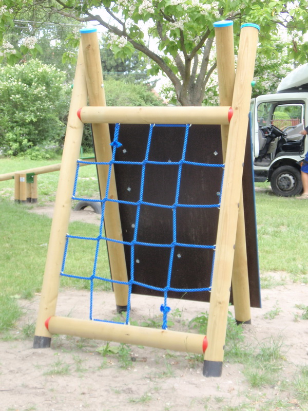 detske ihrisko ZŠ Zohor, 2011