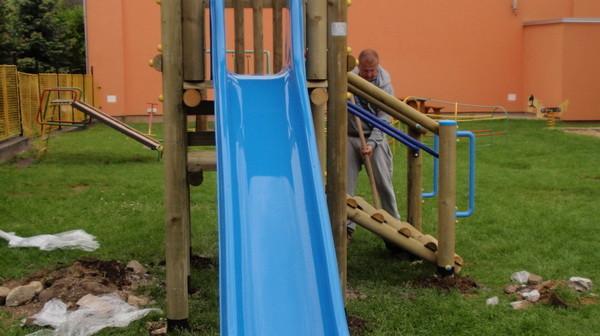 detske ihrisko ZŠ Predajňa, 2014