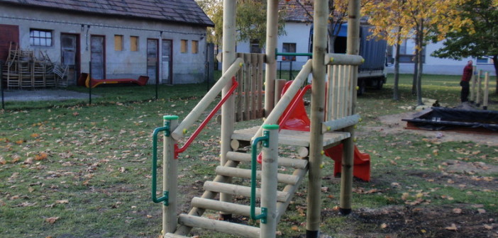 detske ihrisko Obec Trnávka, 2012