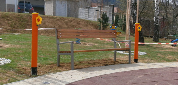detske ihrisko Obec Nitrica, 2012