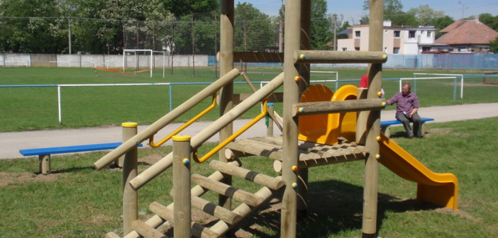 detske ihrisko Obec Bučany, 2012