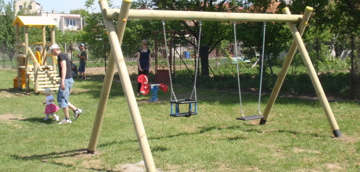 detske ihrisko Obec Bučany, 2012
