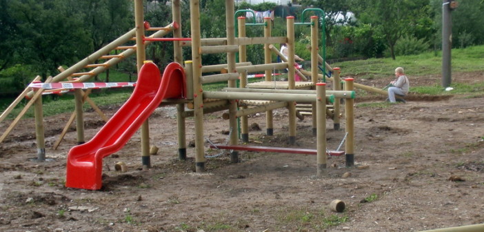 detske ihrisko Obec Krnča, 2011