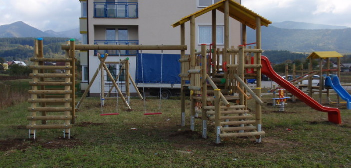 detske ihrisko Obec Varín, 2011